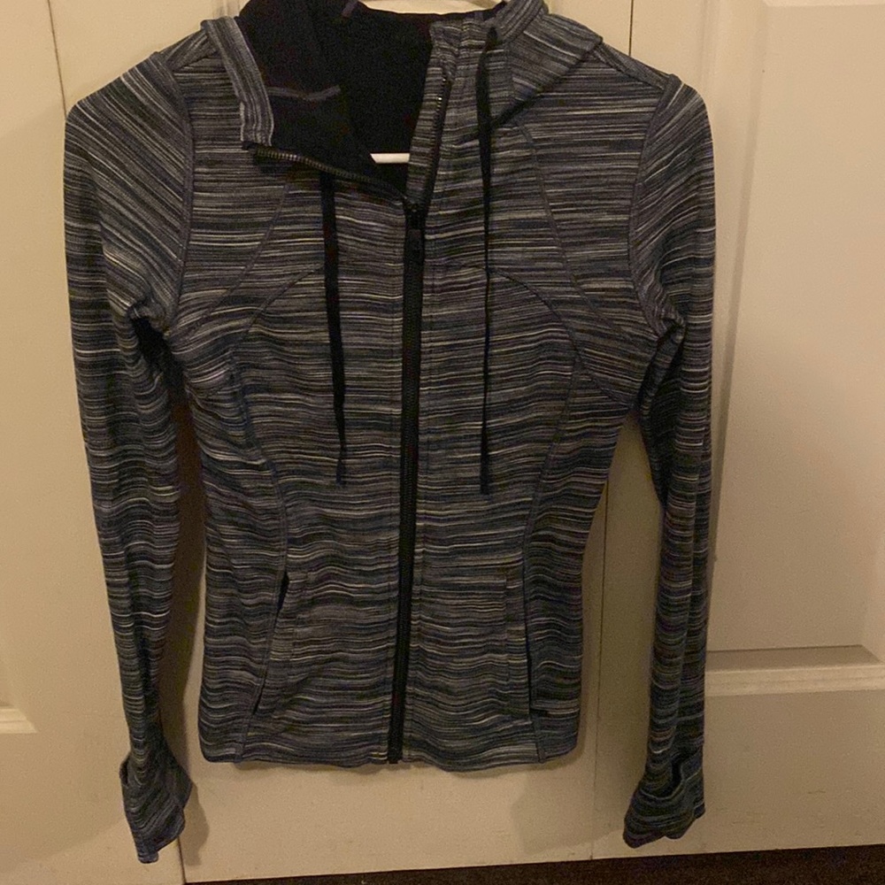 COPY - Lululemon defined jacket size 4